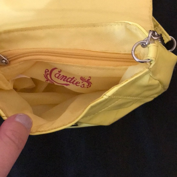 Candie’s Yellow Mini Purse - Picture 4 of 5